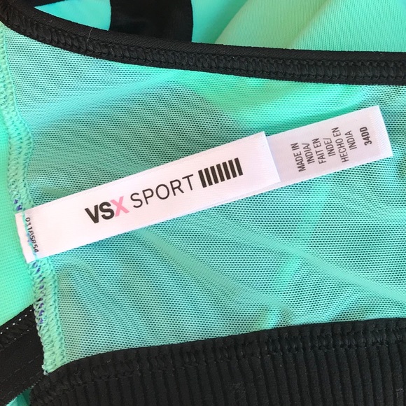 VIctoria Secret | Front Close Knockout Sports Bra - Picture 8 of 8